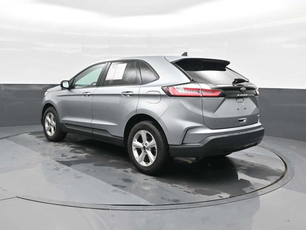 2023 Ford Edge SE