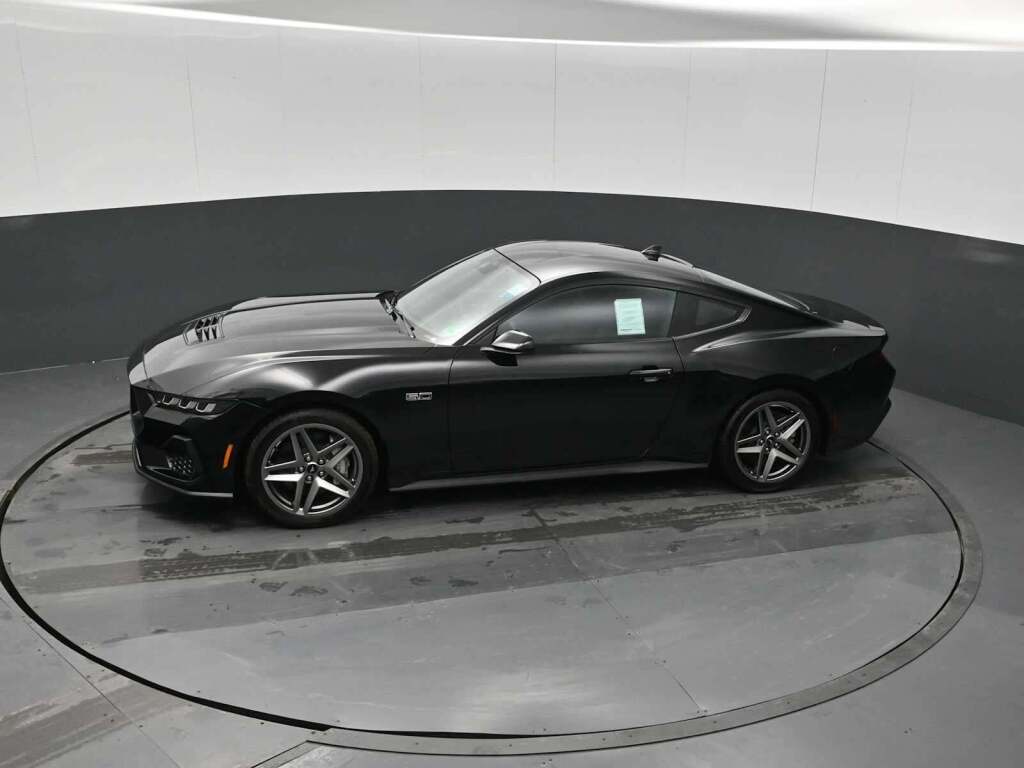 2025 Ford Mustang GT Fastback