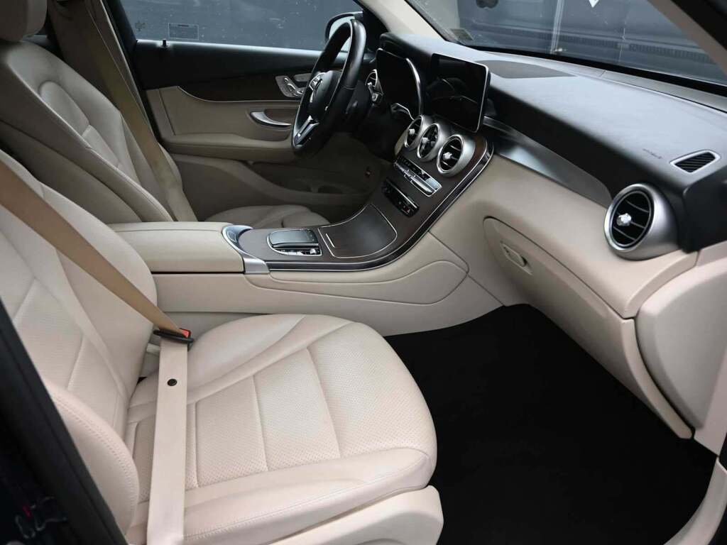 2022 Mercedes-Benz GLC 300 4MATIC SUV
