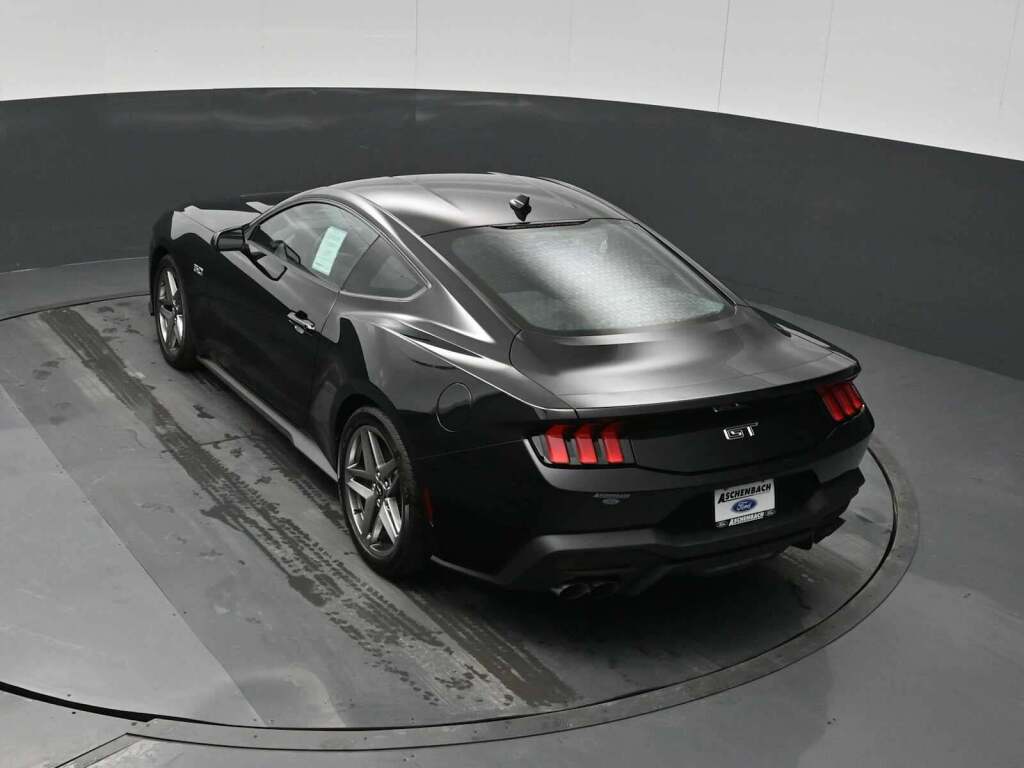 2025 Ford Mustang GT Fastback