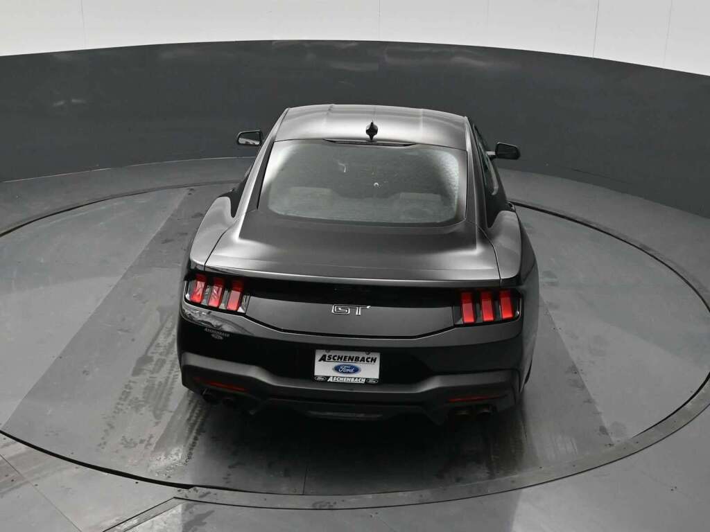 2025 Ford Mustang GT Fastback