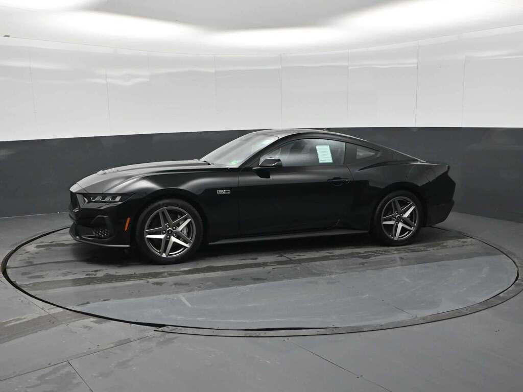 2025 Ford Mustang GT Fastback