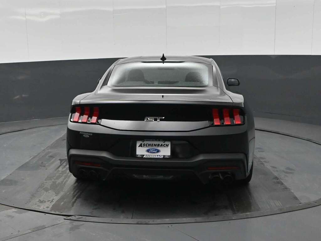 2025 Ford Mustang GT Fastback