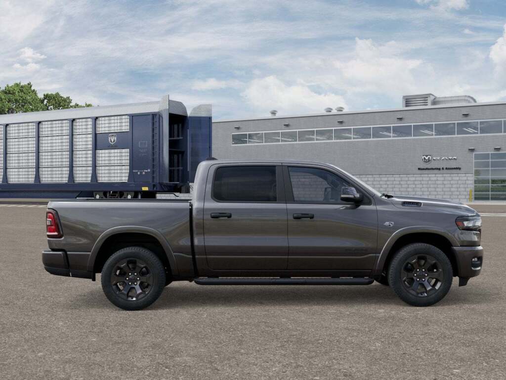 2026 Ram 1500 Big Horn Crew Cab 4x4 5'7" Box
