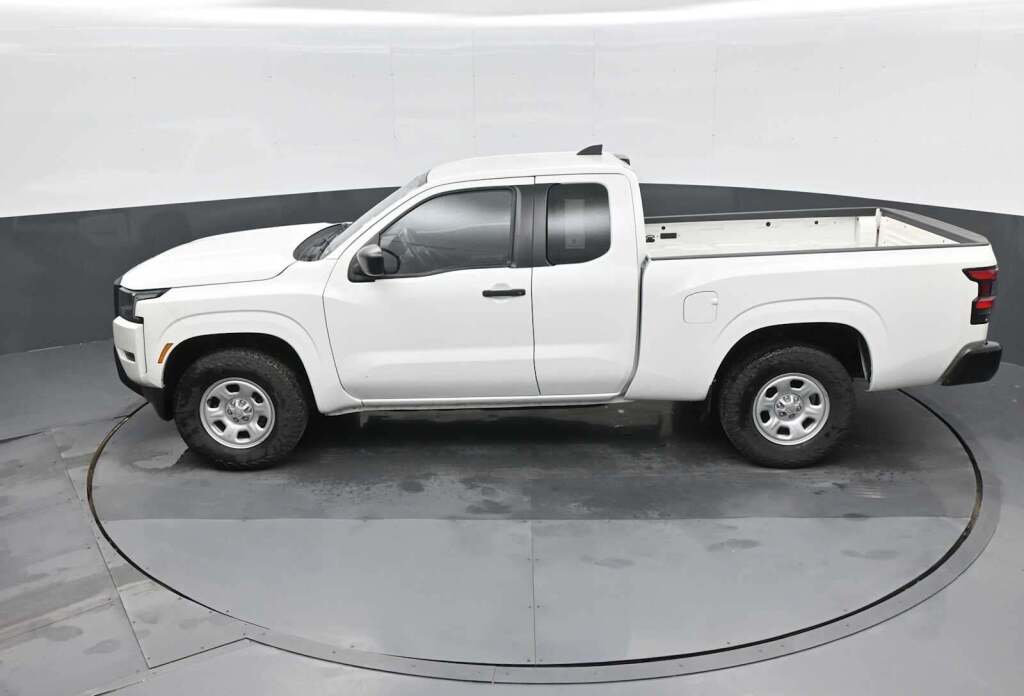 2022 Nissan Frontier King Cab S 4x2