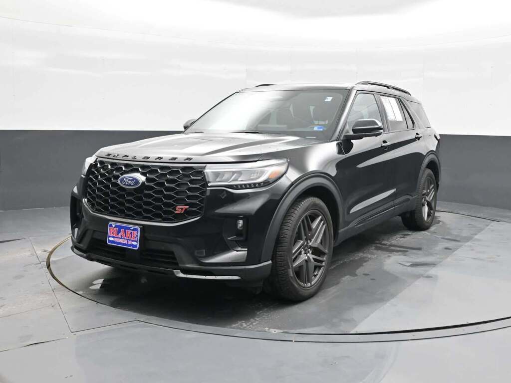 2025 Ford Explorer ST