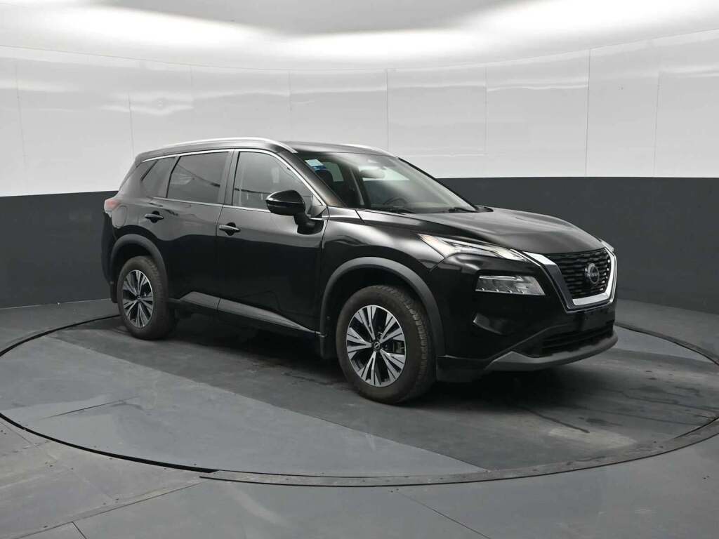 2022 Nissan Rogue SV FWD