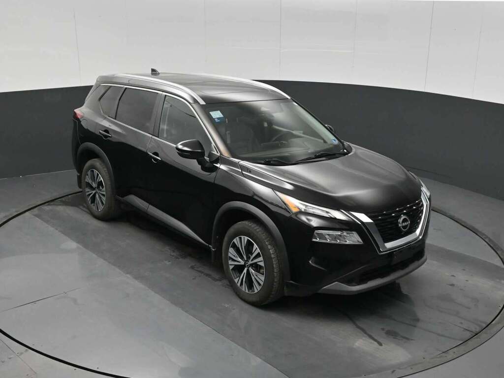 2022 Nissan Rogue SV FWD