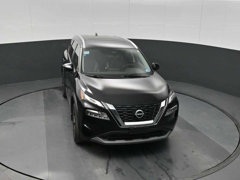 2022 Nissan Rogue SV FWD