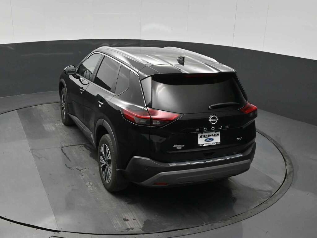 2022 Nissan Rogue SV FWD