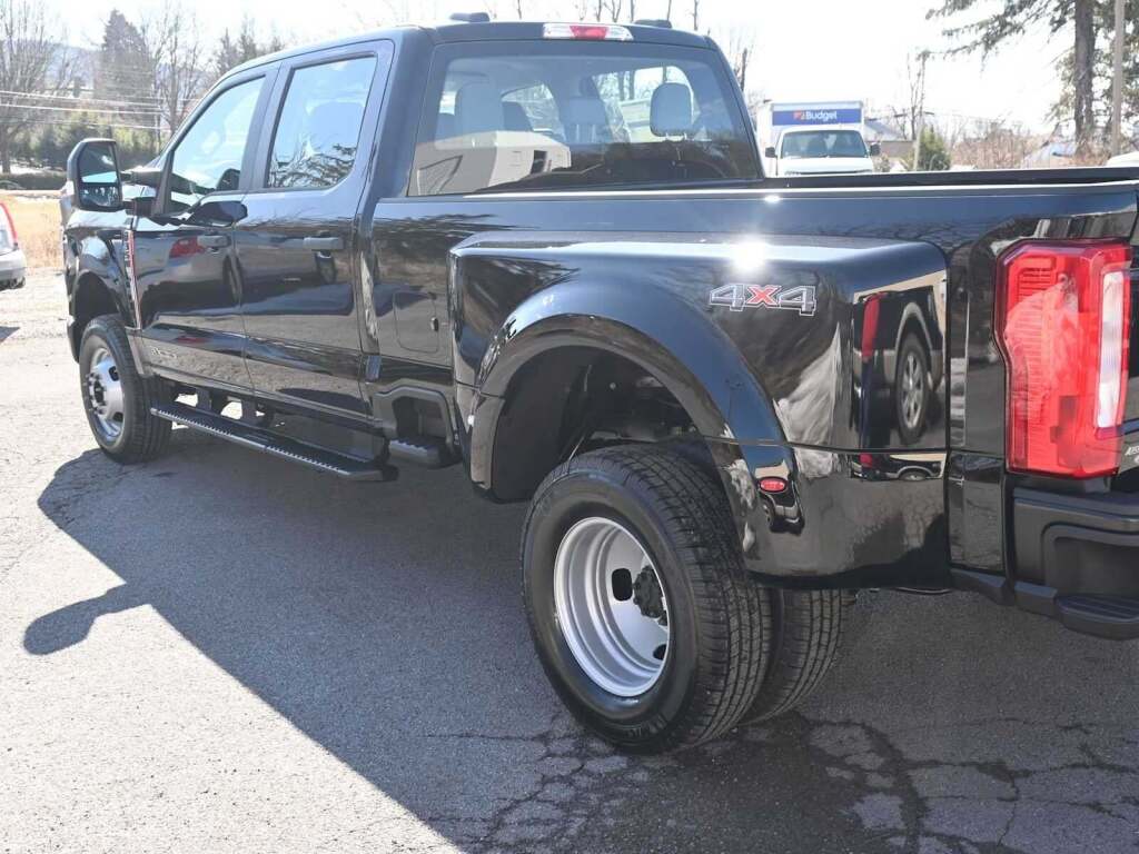 2026 Ford F-350 Super Duty XL