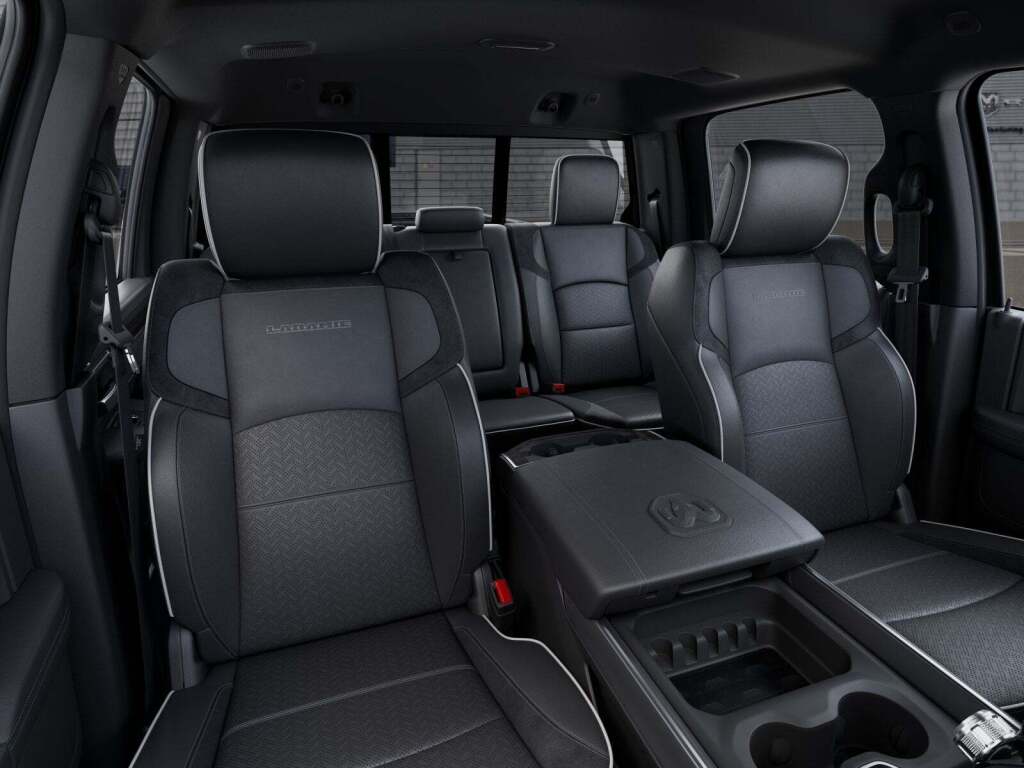 2026 Ram 3500 Laramie Crew Cab 4x4 8' Box