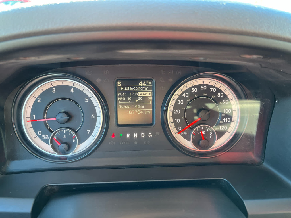 2017 Ram 1500 SLT Quad Cab 4x4 6'4" Box