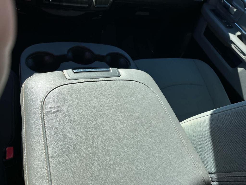 2017 Ram 1500 SLT Quad Cab 4x4 6'4" Box