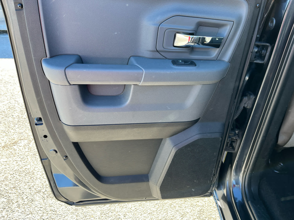 2017 Ram 1500 SLT Quad Cab 4x4 6'4" Box