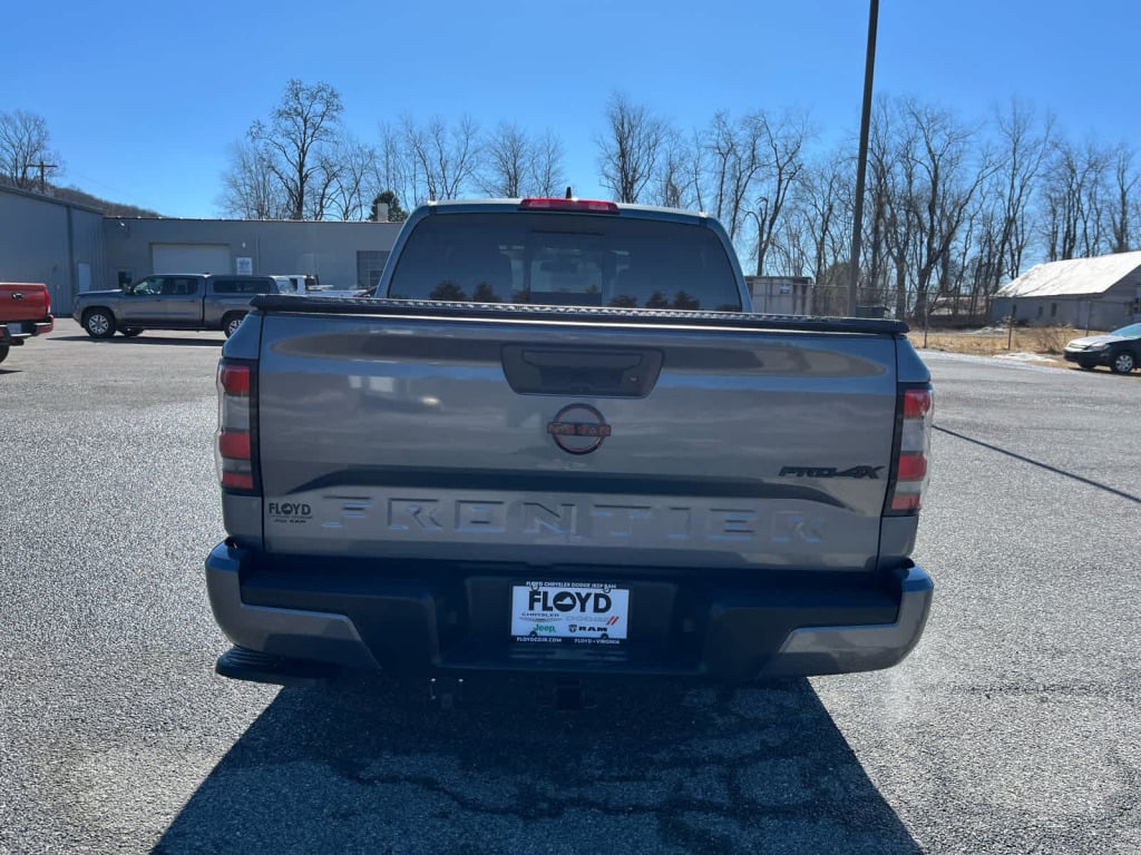 2024 Nissan Frontier Crew Cab PRO-4X 4x4