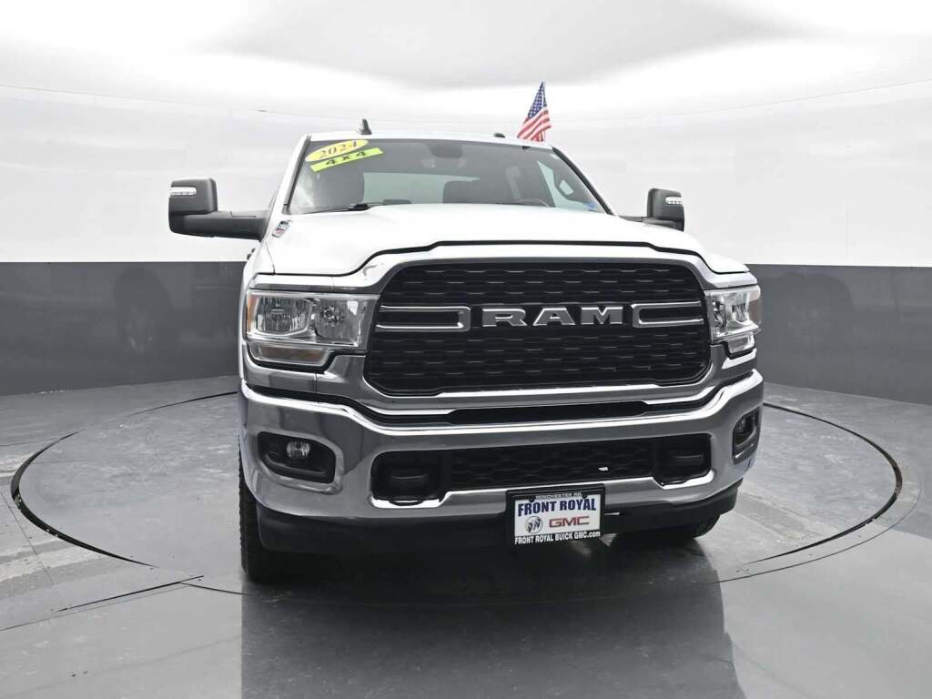 2024 Ram 2500 Big Horn Crew Cab 4x4 6'4" Box