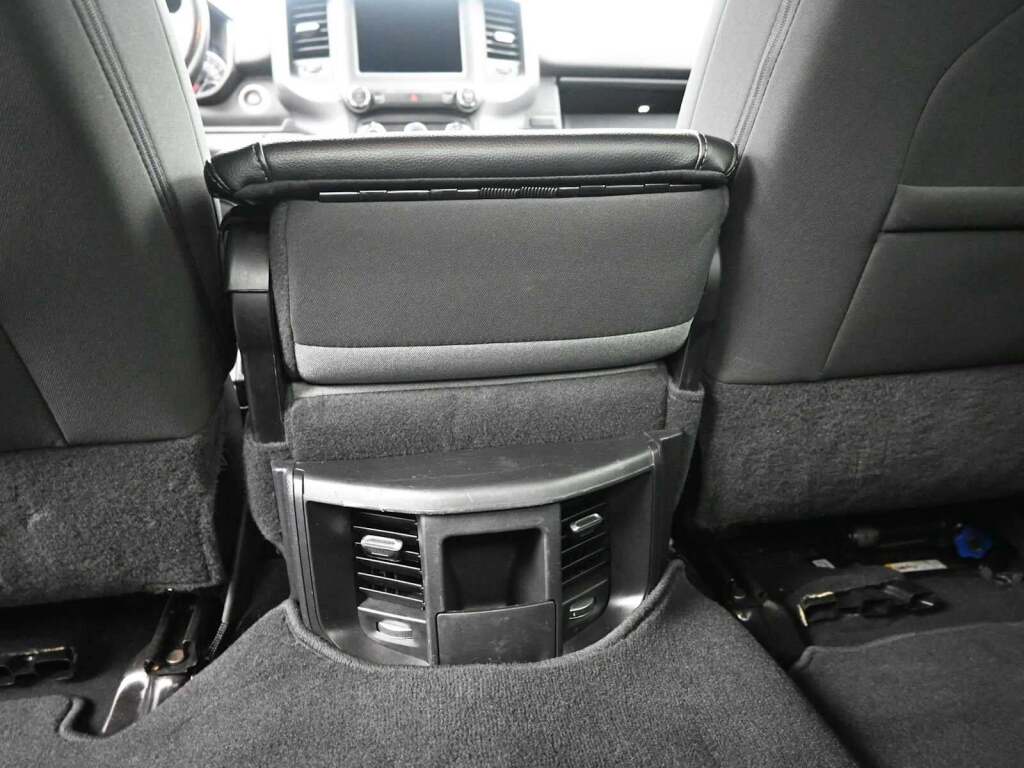 2024 Ram 2500 Big Horn Crew Cab 4x4 6'4" Box