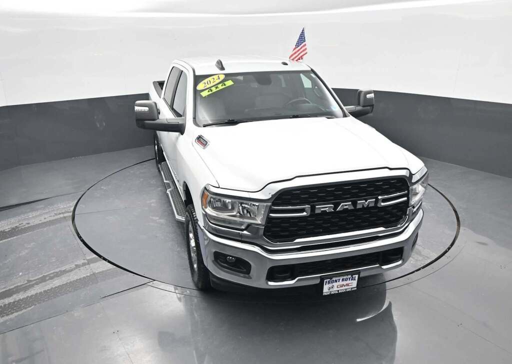 2024 Ram 2500 Big Horn Crew Cab 4x4 6'4" Box