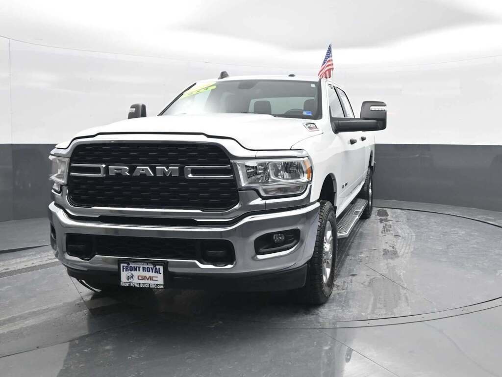 2024 Ram 2500 Big Horn Crew Cab 4x4 6'4" Box