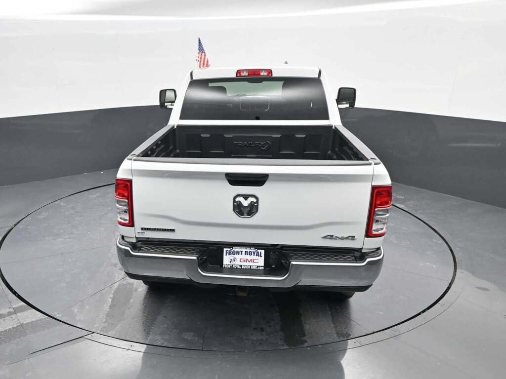 2024 Ram 2500 Big Horn Crew Cab 4x4 6'4" Box