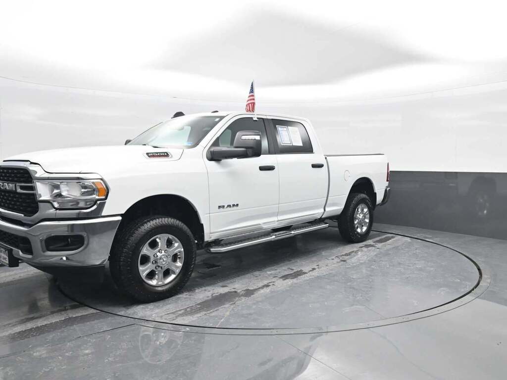 2024 Ram 2500 Big Horn Crew Cab 4x4 6'4" Box