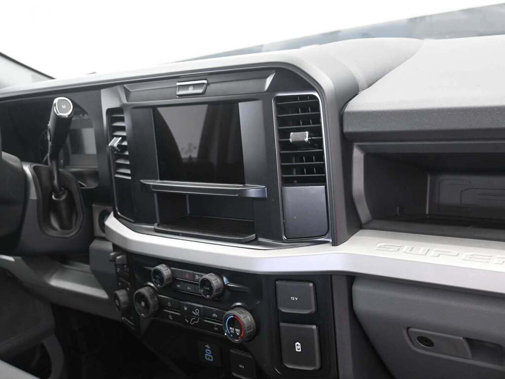 2026 Ford F-350 Chassis XL