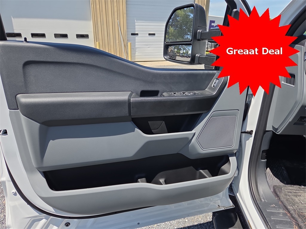 2024 Ford F-450 Chassis XL