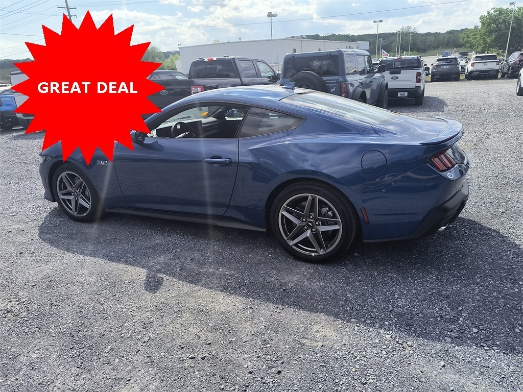 2024 Ford Mustang GT Fastback