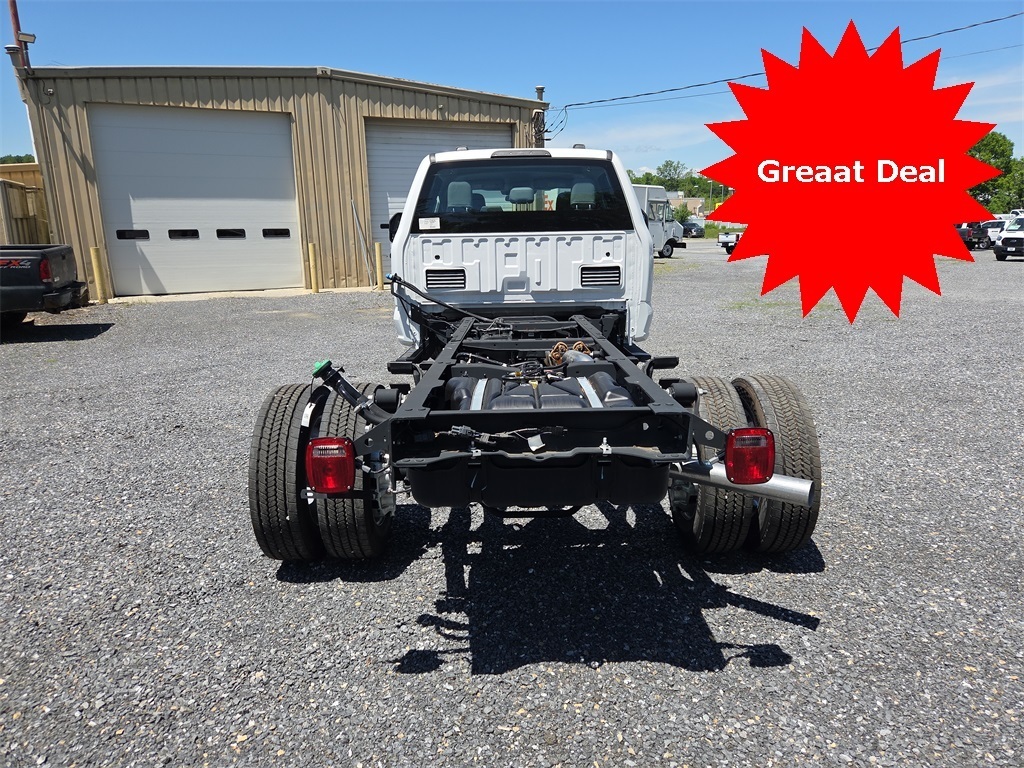 2024 Ford F-450 Chassis XL