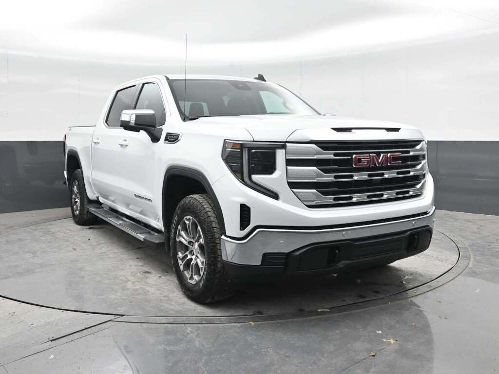 2026 GMC Sierra 1500 SLE
