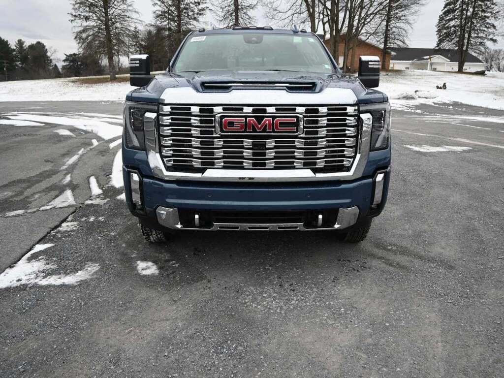 2026 GMC Sierra 3500HD Denali
