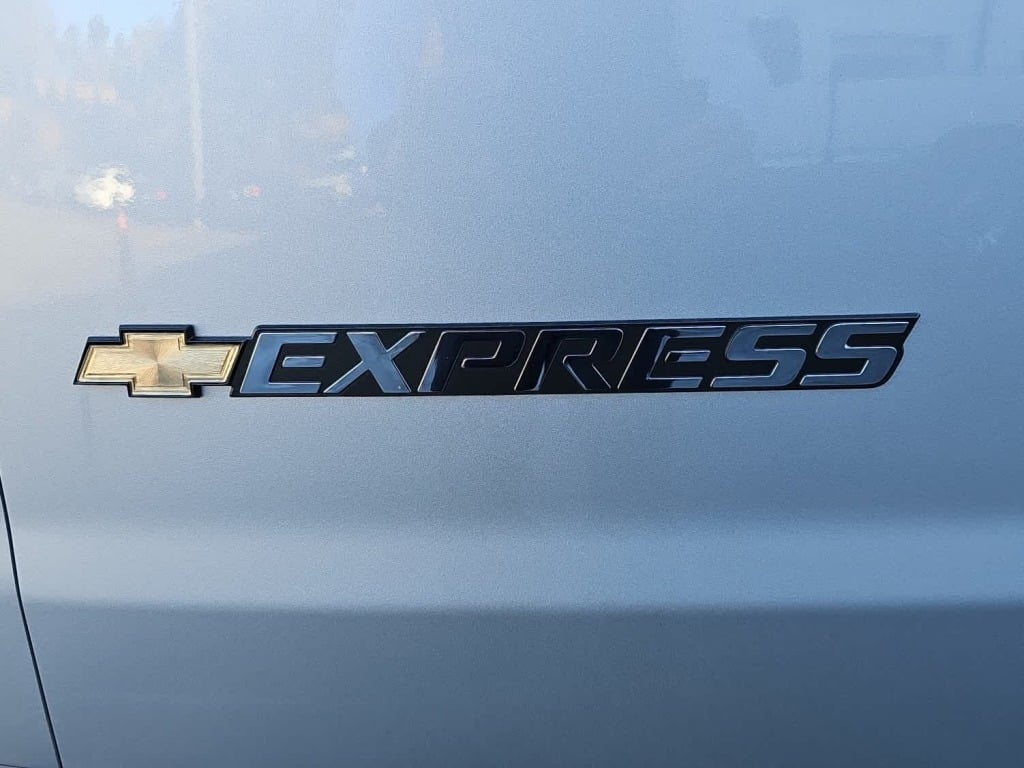 2025 Chevrolet Express Cargo RWD 2500 Extended Wheelbase WT