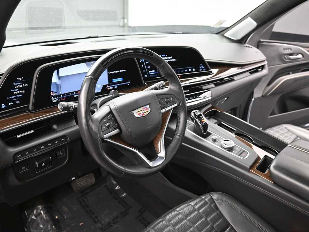 2023 Cadillac Escalade 4WD Sport Platinum