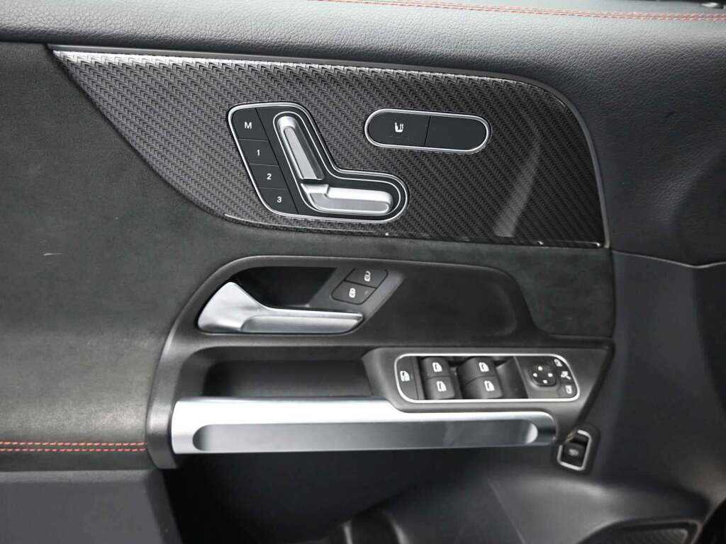 2022 Mercedes-Benz GLB 250 4MATIC