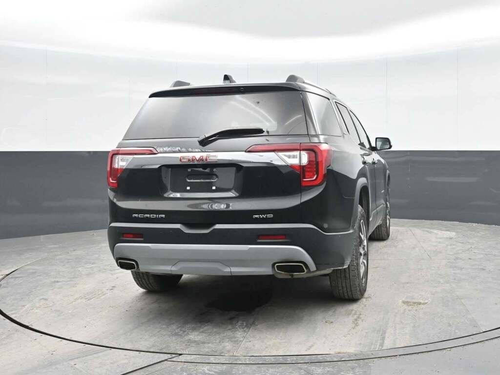 2022 GMC Acadia AWD SLE