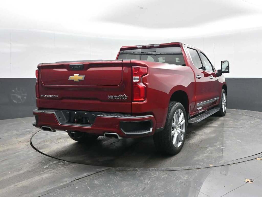2023 Chevrolet Silverado 1500 High Country