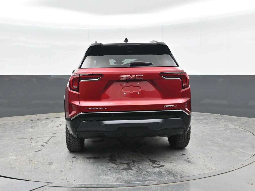 2026 GMC Terrain AWD AT4