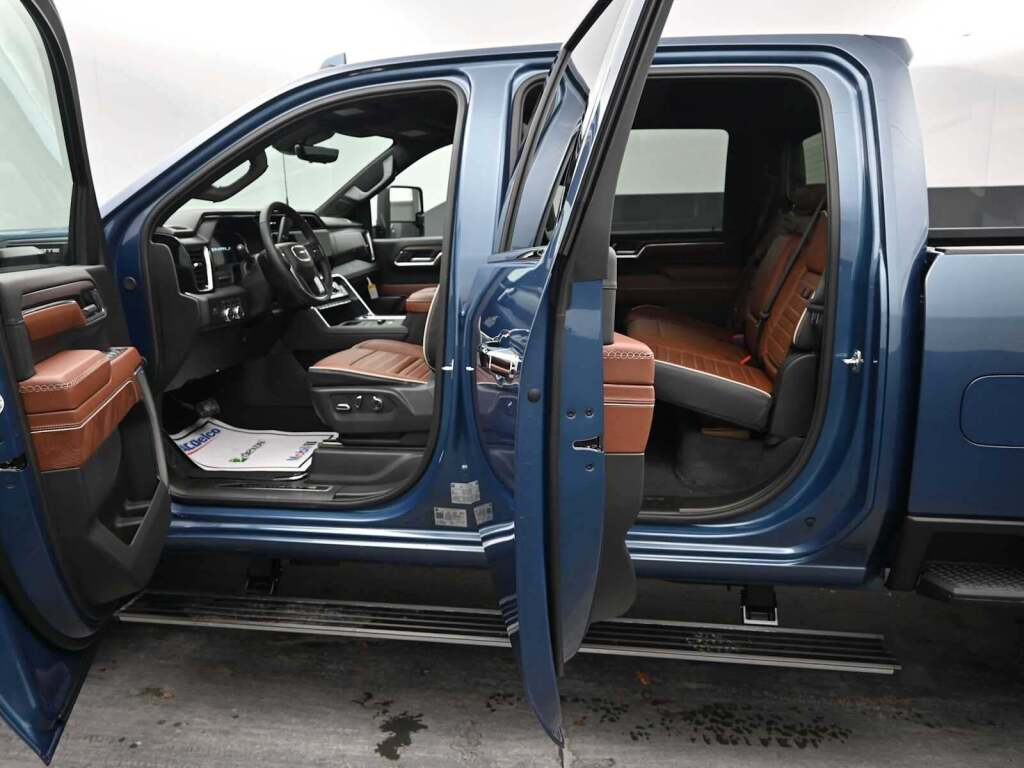 2026 GMC Sierra 2500HD Denali Ultimate