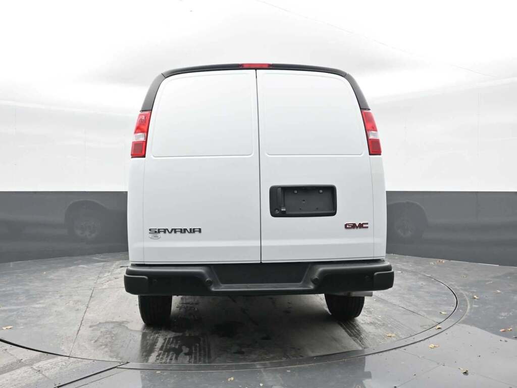 2025 GMC Savana Cargo RWD 2500 Regular Wheelbase Work Van