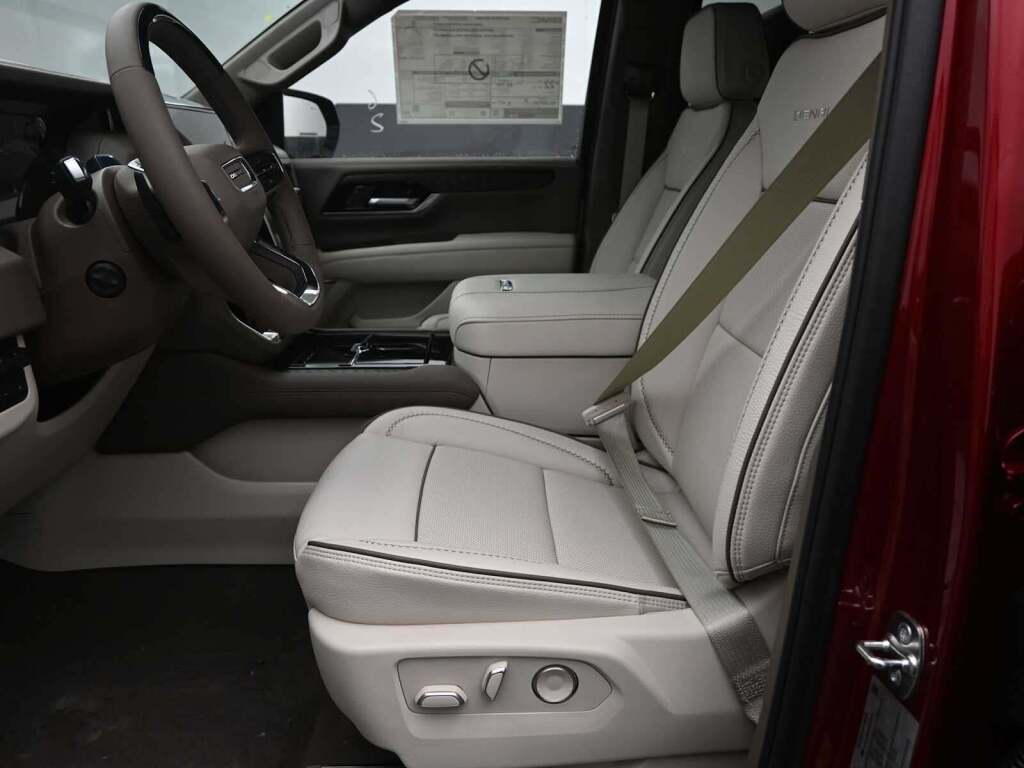 2026 GMC Yukon XL 4WD Denali