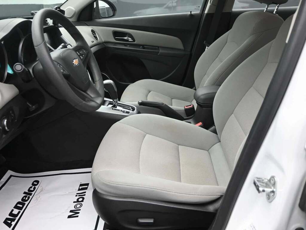 2016 Chevrolet Cruze Limited 1LT Auto