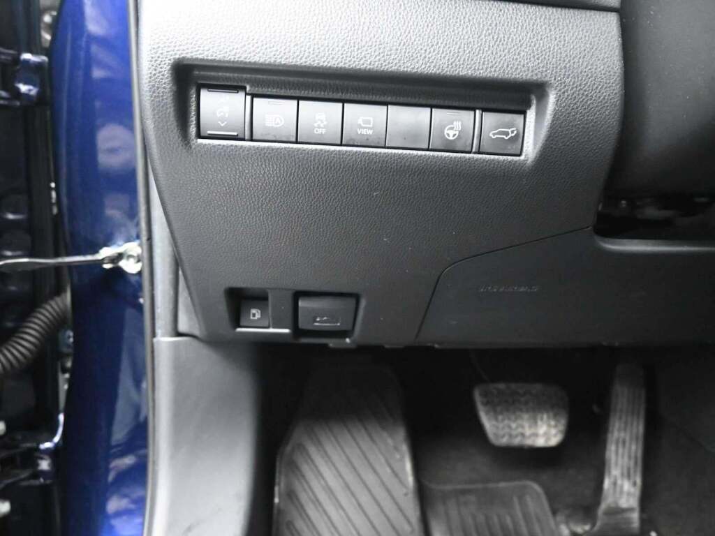 2024 Toyota Venza LE