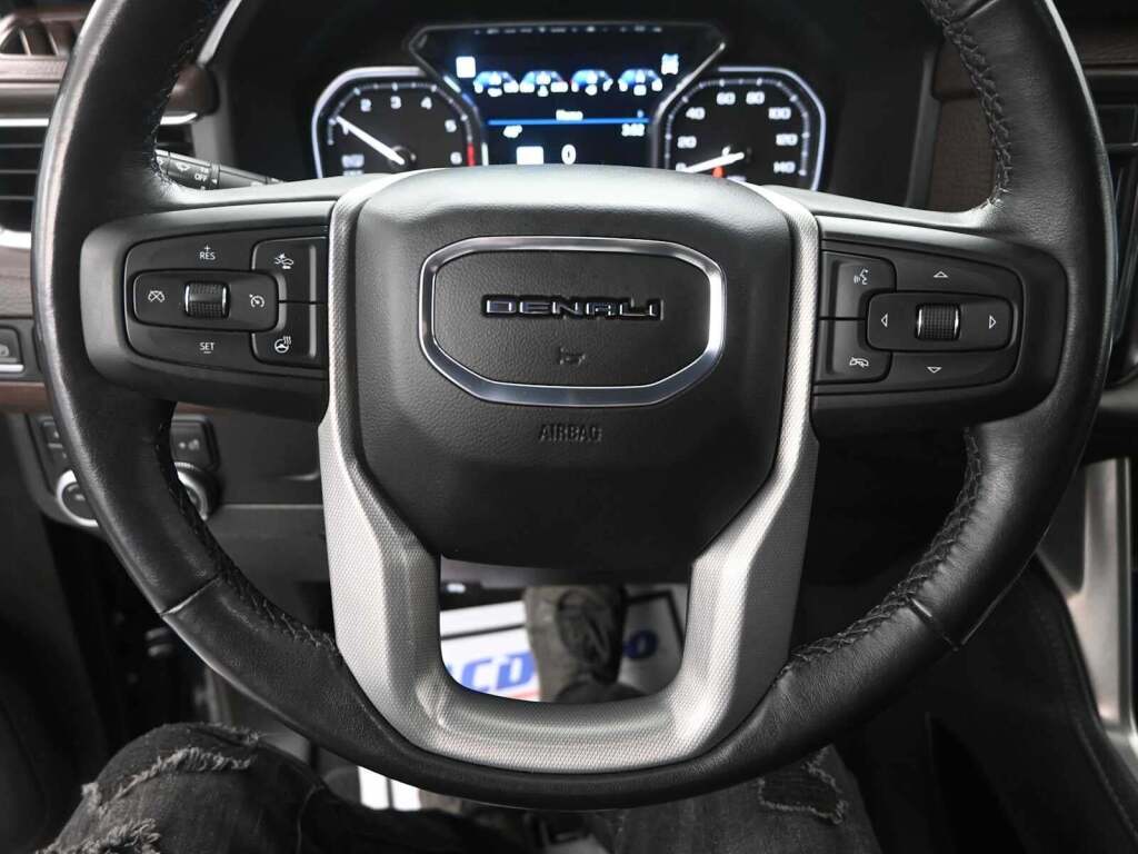 2021 GMC Yukon 4WD Denali