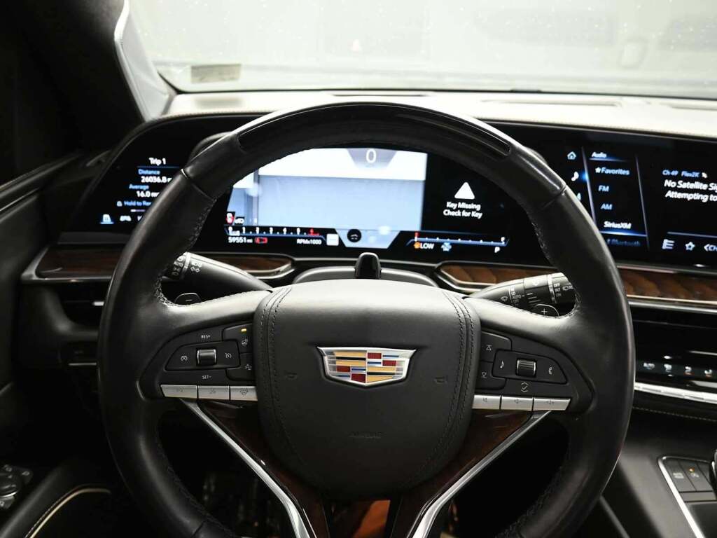 2023 Cadillac Escalade 4WD Sport Platinum