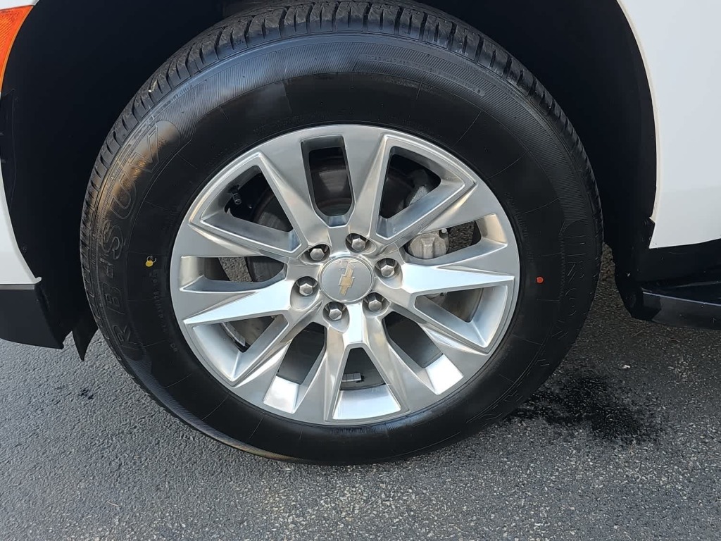 2023 Chevrolet Suburban 4WD Premier