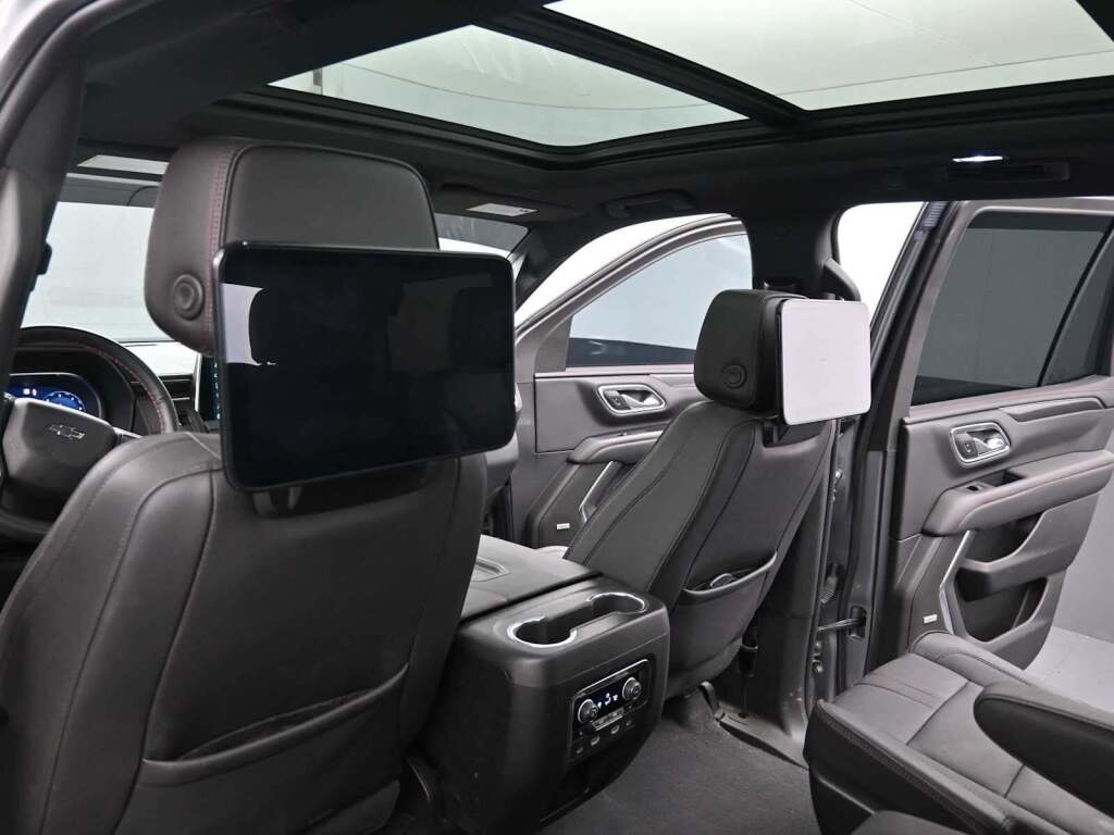 2023 Chevrolet Tahoe 4WD RST