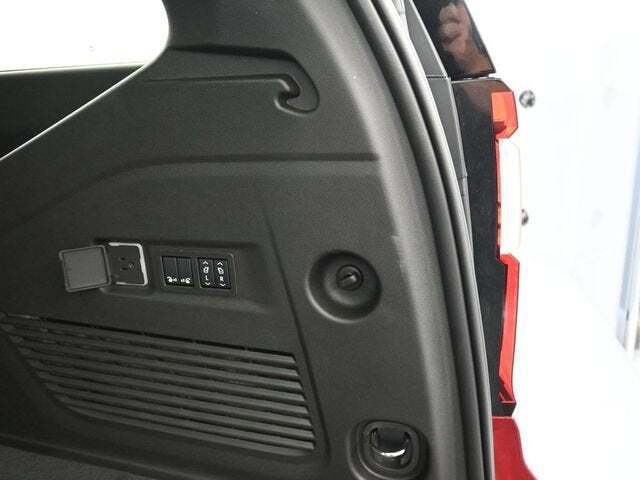 2025 GMC Yukon XL 4WD Elevation