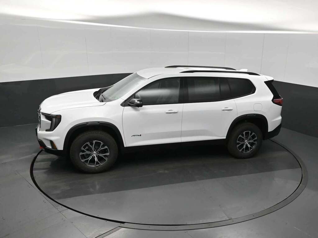 2026 GMC Acadia AT4 AWD