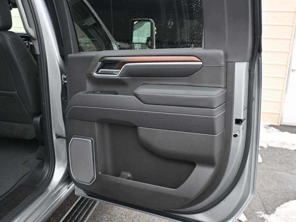 2026 GMC Sierra 3500HD Denali